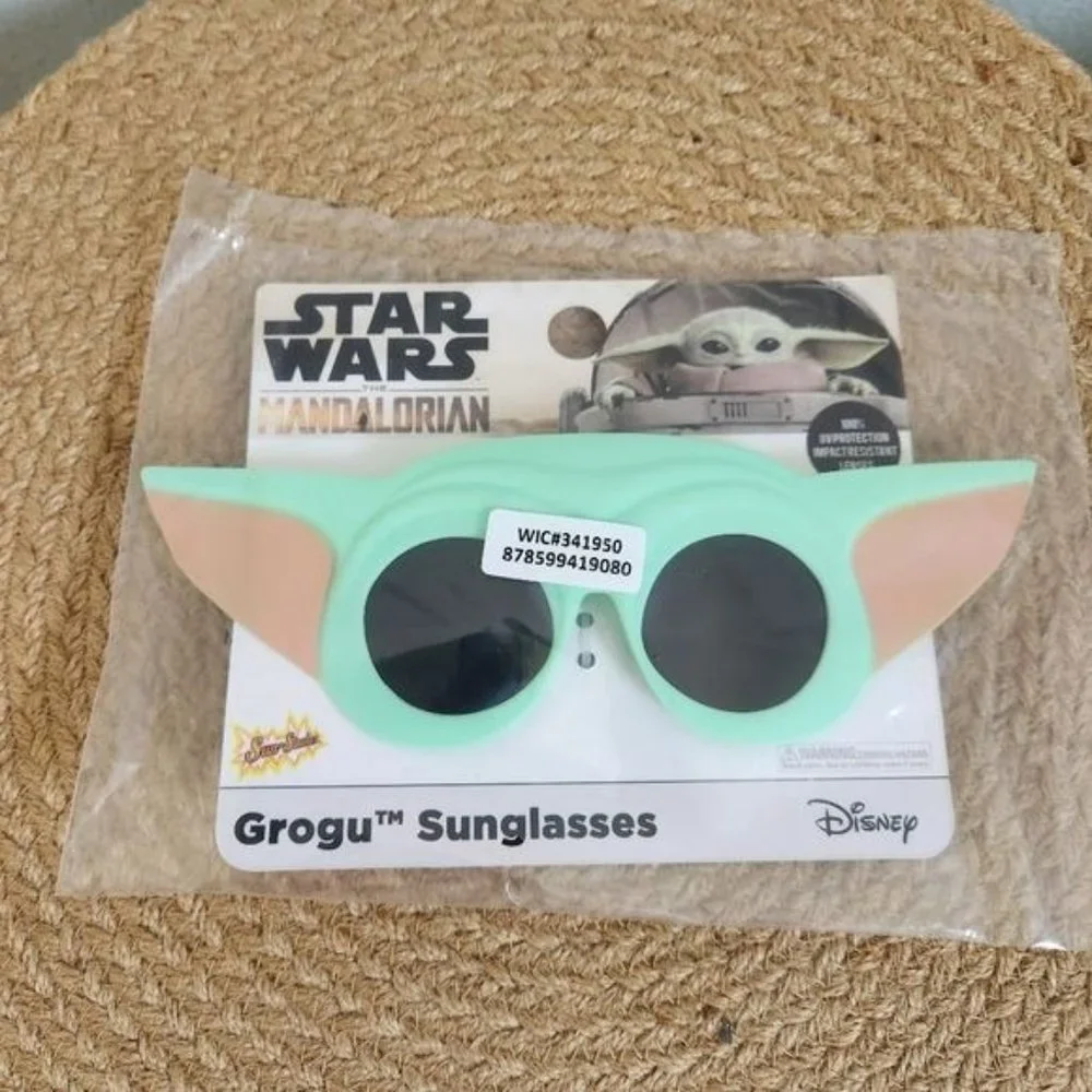 Disney Star Wars The Child Grogu Mandalorian Sunglasses Sun-Staches Baby Yoda